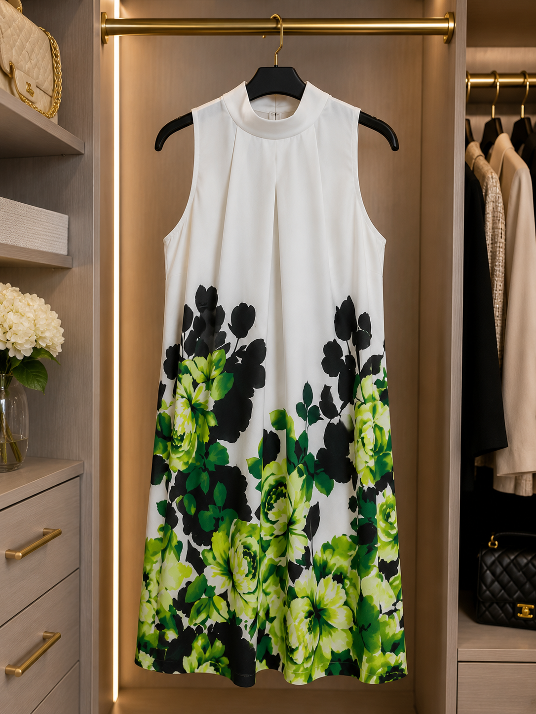 Elegant White Floral Shift Dress Size S