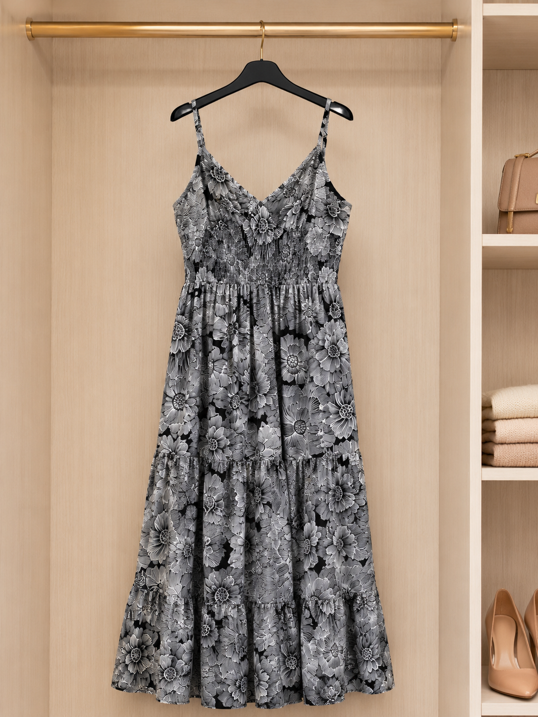 Elegant Black & Grey Floral Maxi Dress – Plus Size Size L