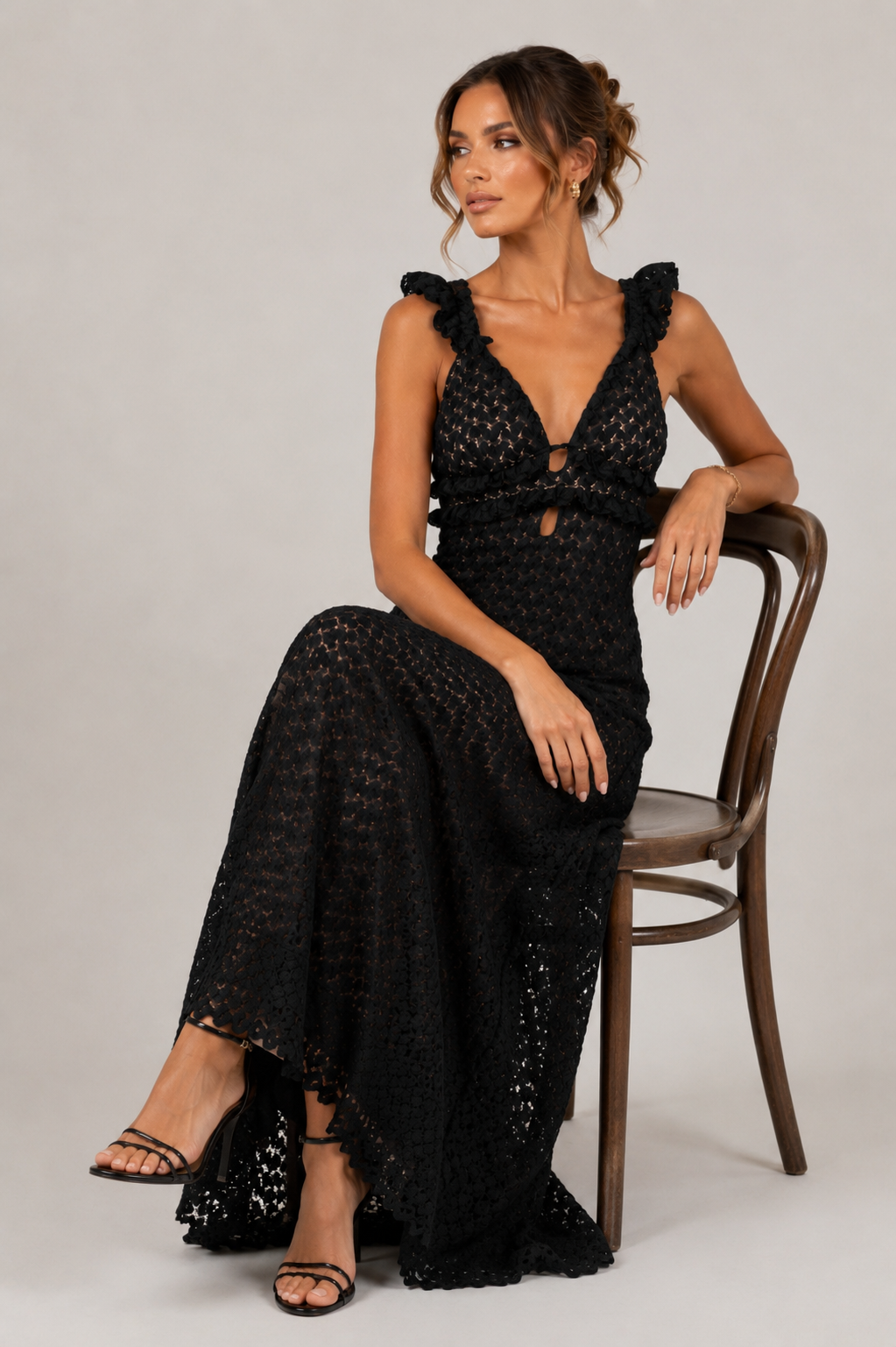 Elegant Black Lace Maxi Dress Size M