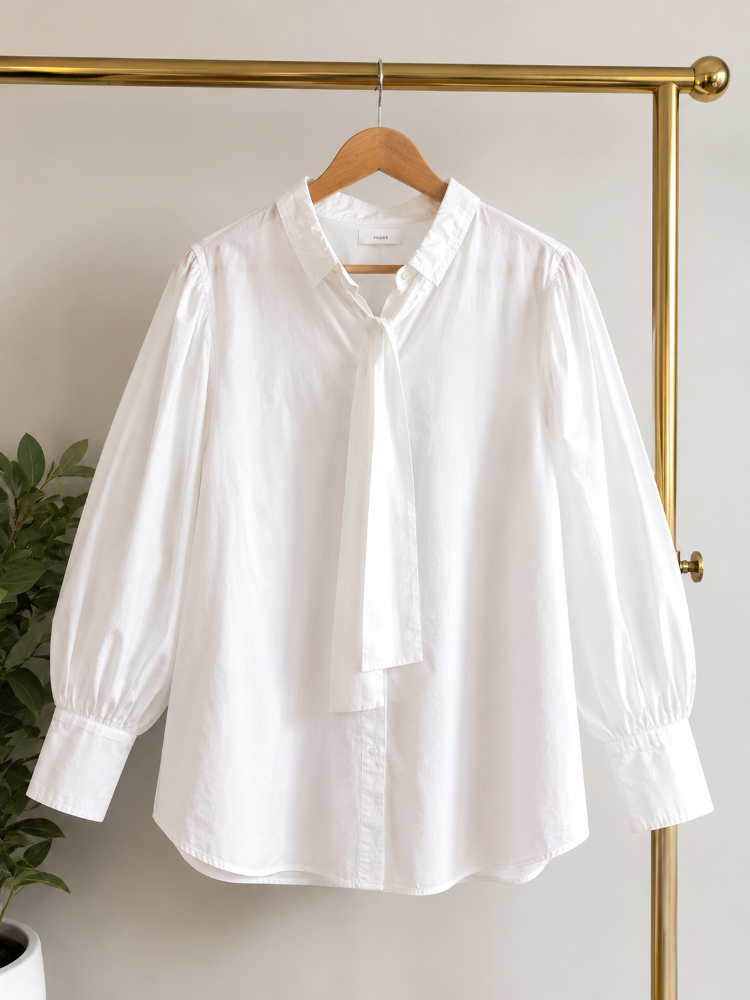 Classic White Button-Up Shirt – Size XXL